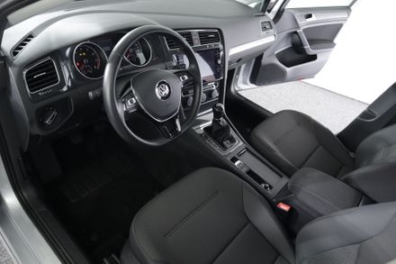 VW Golf Variant Comfortline TSI