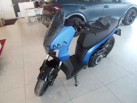 SEAT e-Roller 50 Tarifa Blue